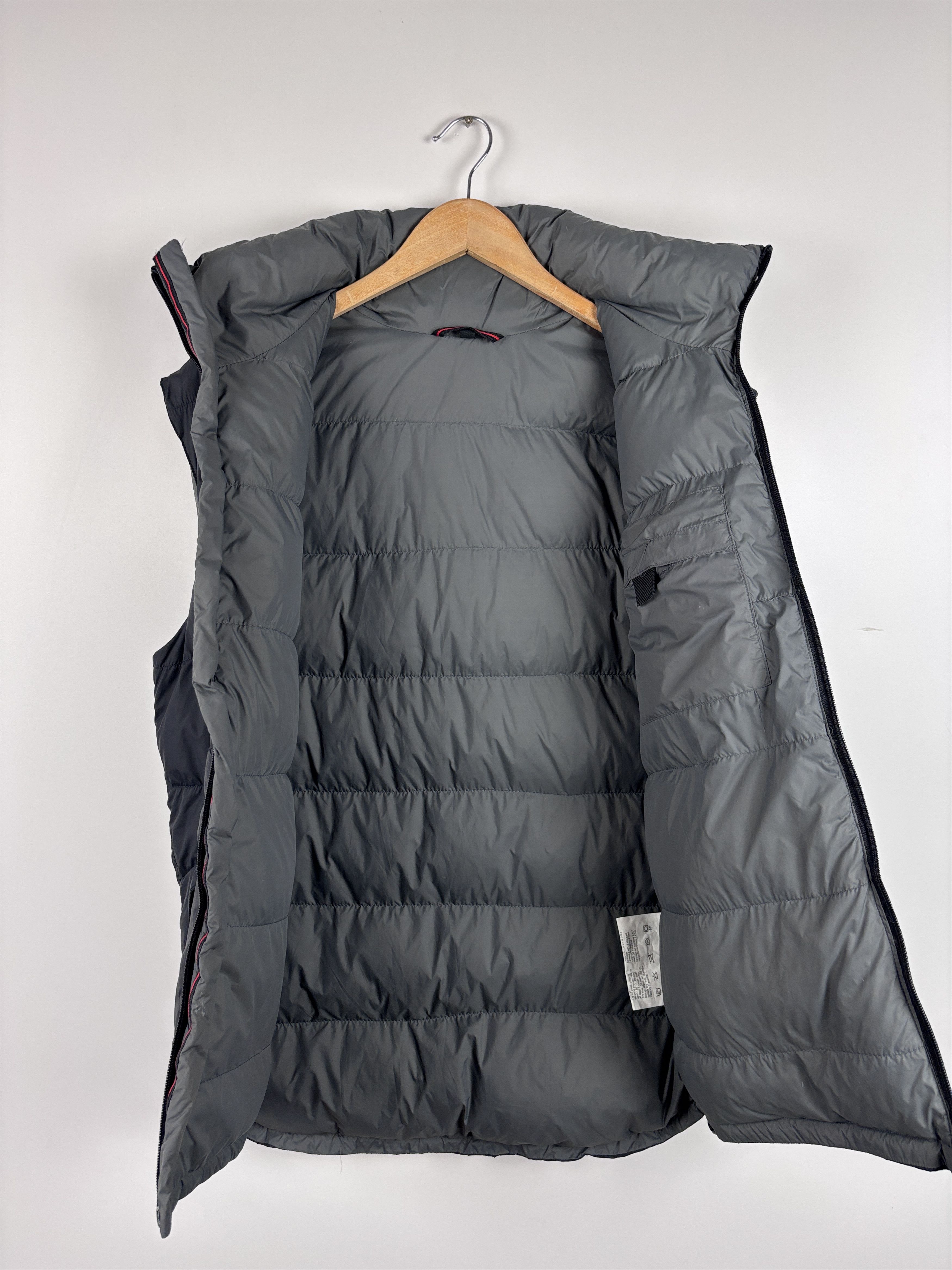Mammut × Vintage Vintage Mammut Ajungilak Down Puffer Vest Jacket Blue Size S Size US S / EU 44-46 / 1 - 8 Thumbnail