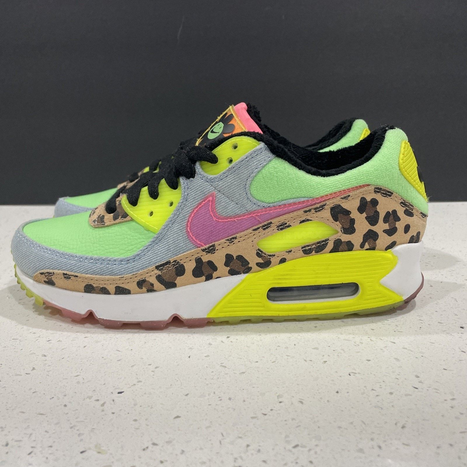 Nike Nike Air Max 90 LX Dancefloor LUX 90s Women’s 8 Pre-Owned Size US 8 / IT 38 - 2 Thumbnail