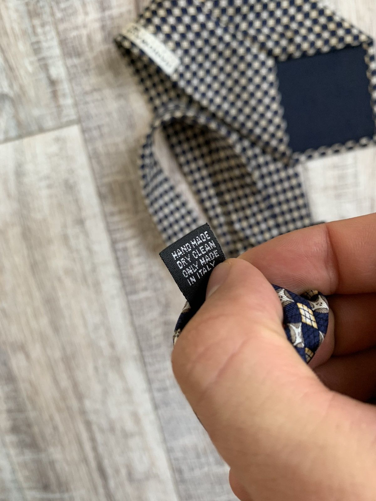 Versace × Vintage Vintage Versace made in Italy Tie Size ONE SIZE - 7 Thumbnail
