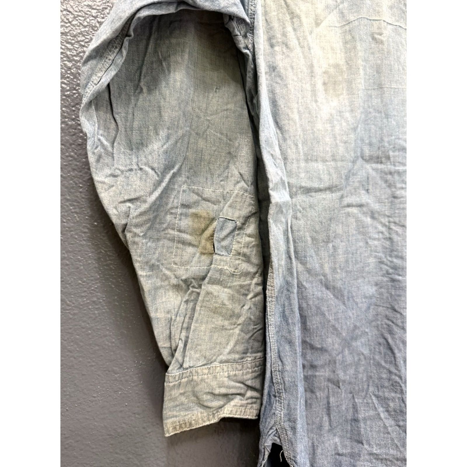 Vintage VINTAGE Homesteader Shirt Mens Large 40s Sanforized Chambray Cotton Button Up Size L Size US L / EU 52-54 / 3 - 7 Thumbnail