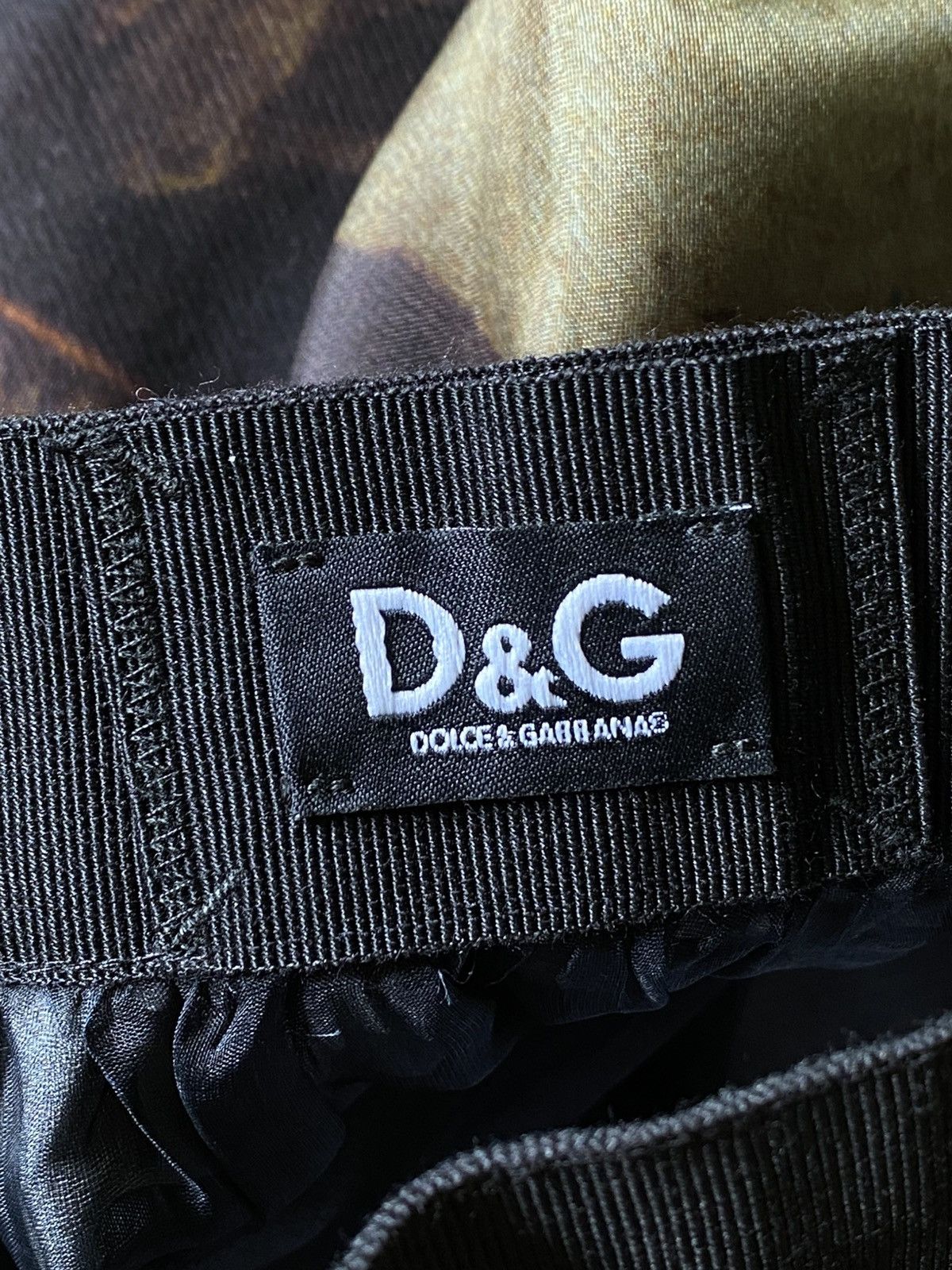 Dolce & Gabbana Alta Moda 2019- D&G- Leonidas at Thermopylae Print Skirt Size 27" / US 4 / IT 40 - 11 Thumbnail