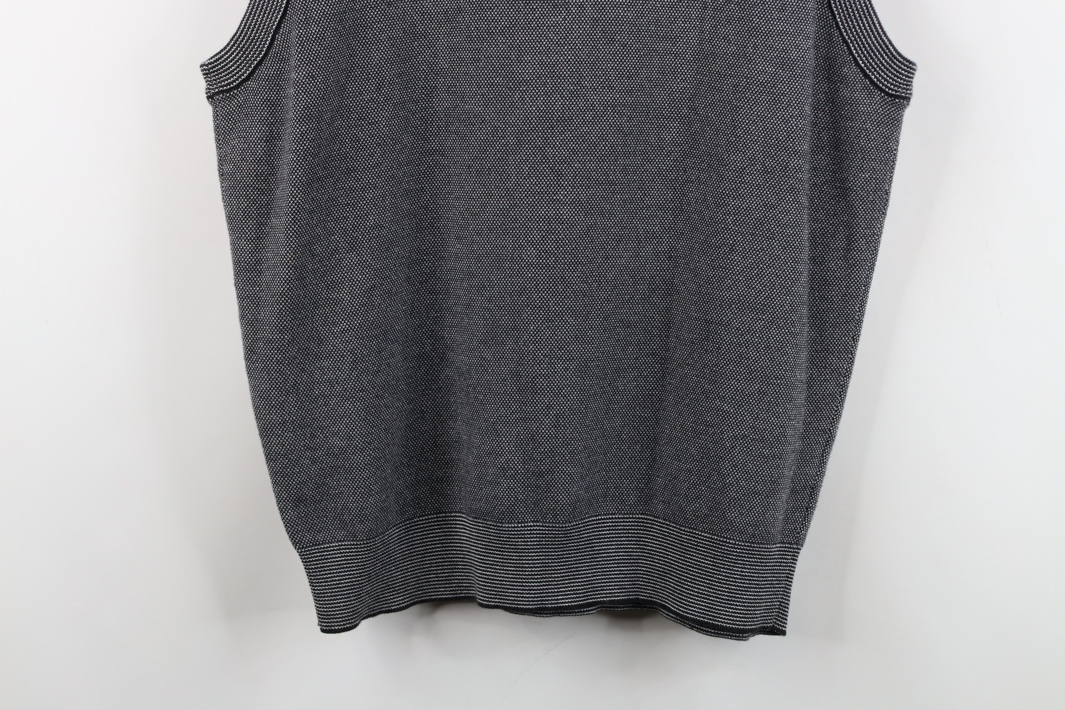 Vintage Vintage 90s Streetwear Thermal Knit V-Neck Sweater Vest Size US M / EU 48-50 / 2 - 9 Thumbnail