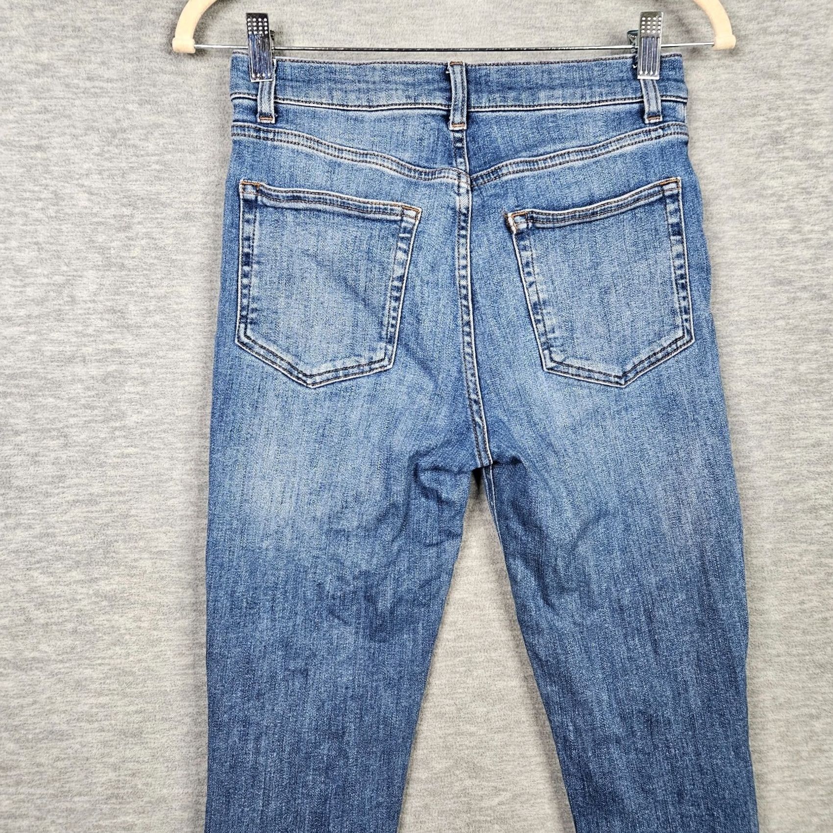 Reformation Reformation Jeans Women's Wash Destin Five Pockets Casual Size 27 Blue Regular Denim Pocketed Front Not apply 92% Organic cotton 8% Elastane X Size 27" / US 4 / IT 40 - 4 Thumbnail