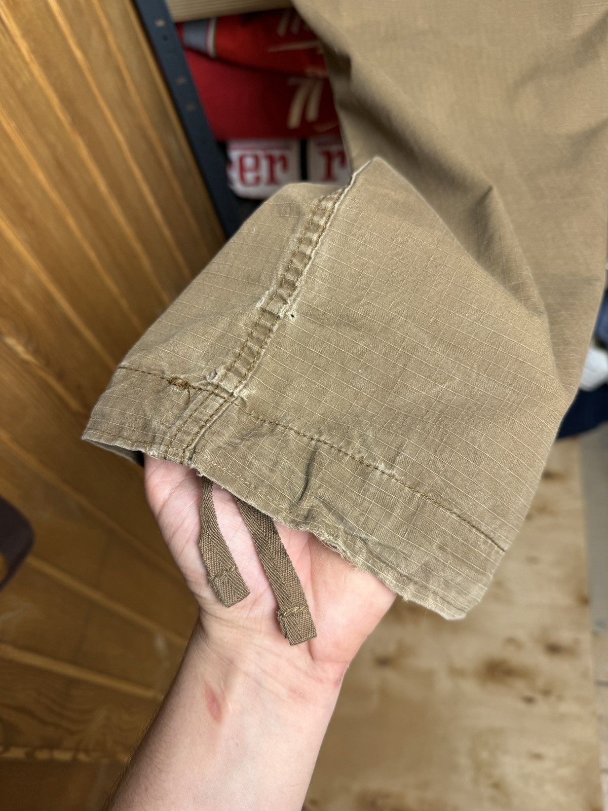 Carhartt × Vintage Vintage Brown Carhartt Cargo Pants Size US 34 / EU 50 - 11 Thumbnail