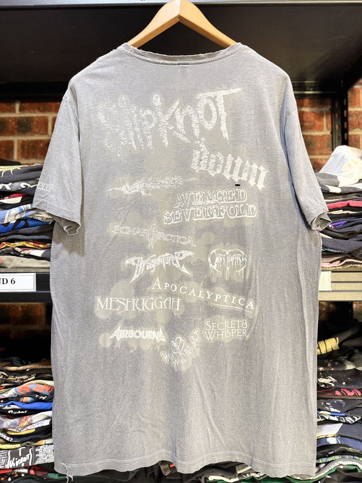 Band Tees Thrashed Vintage Loud Park Meets Crue Fest Distressed Faded Size US XL / EU 56 / 4 - 2 Thumbnail