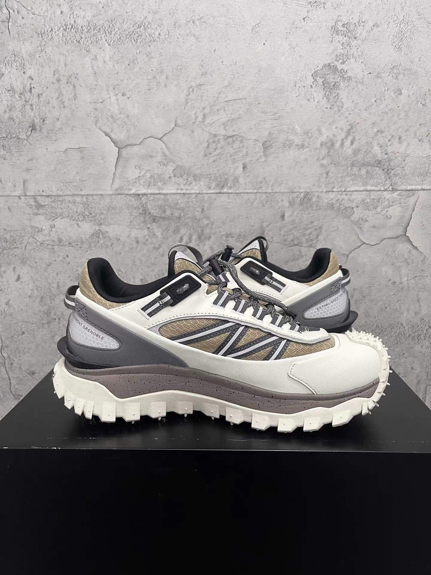 Moncler Moncler Tire Sneakers K34 Size US 9.5 / EU 42-43 - 6 Thumbnail