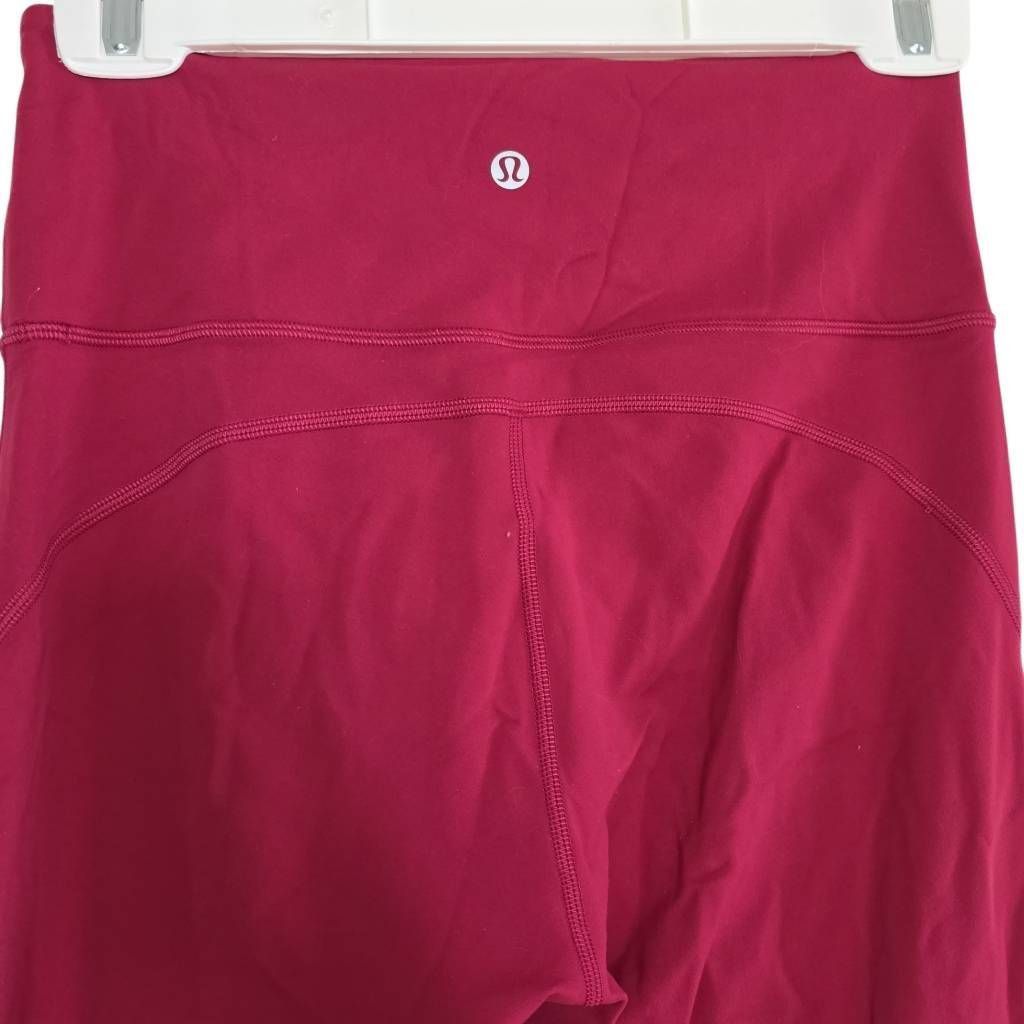 Lululemon Lululemon Women's Size 6 Pink Fuschia Flare Leggings Size 28" / US 6 / IT 42 - 4 Thumbnail