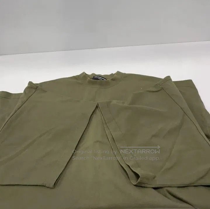 Balenciaga Balenciaga Military Green Logo Print T. Size US M / EU 48-50 / 2 - 5 Thumbnail