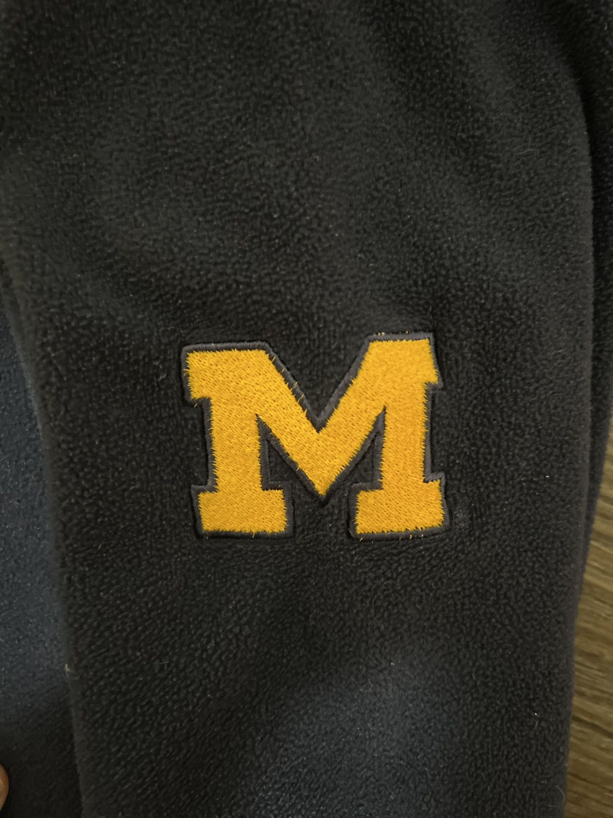 Columbia × Vintage Vintage Michigan Wolverines Columbia Sweatshirt Size US L / EU 52-54 / 3 - 2 Thumbnail