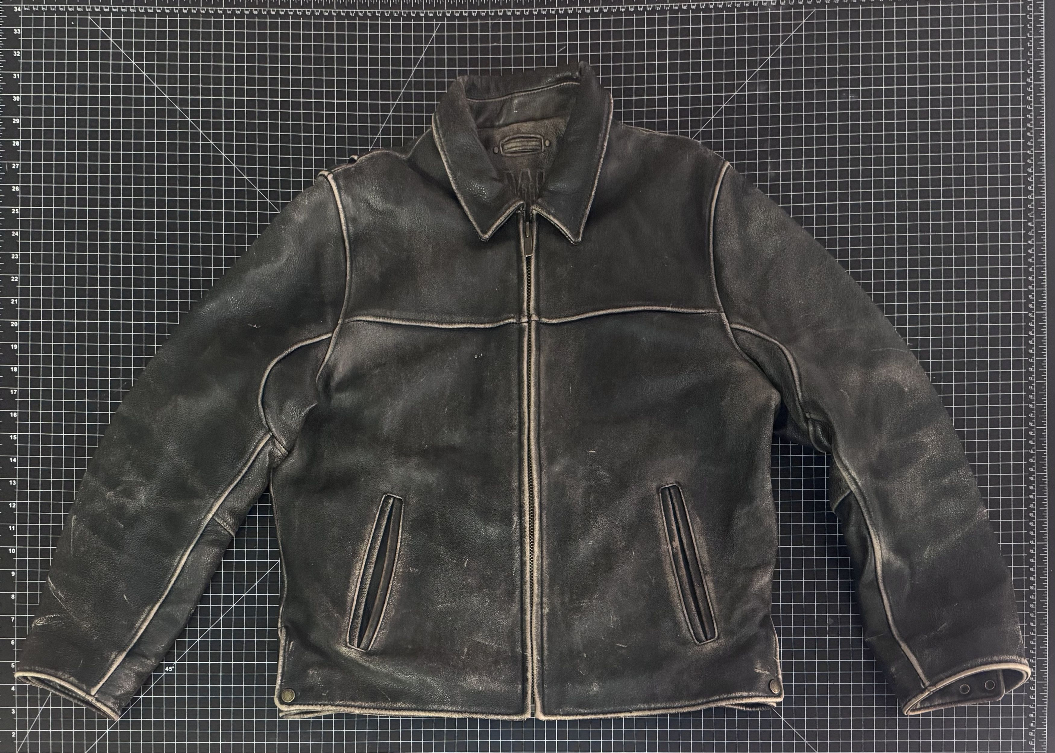 Vintage Distressed Leather Jacket Size US L / EU 52-54 / 3 - 1 Thumbnail