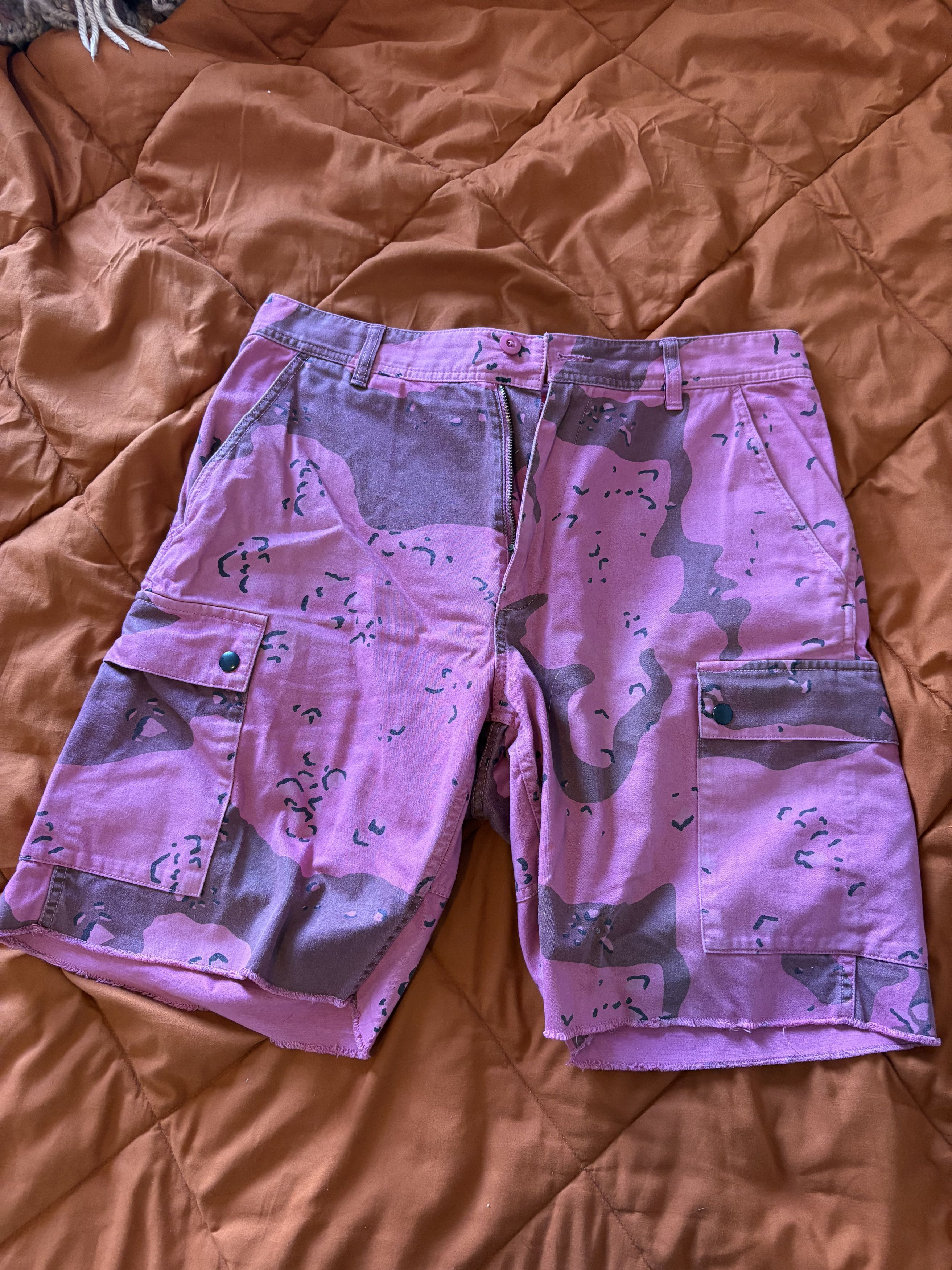 Supreme Cargo Short | Grailed