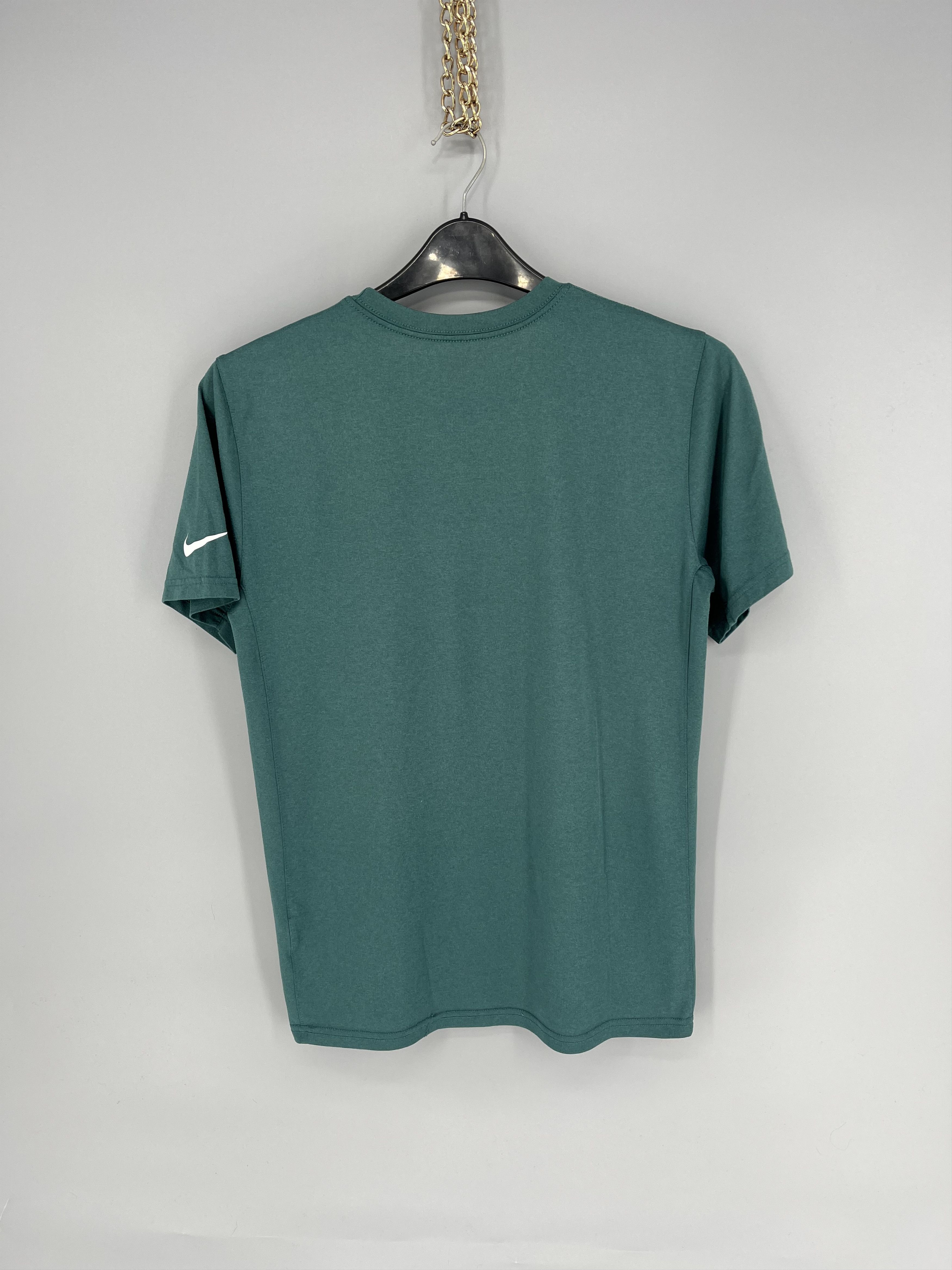 NHL Vintage Y2K Mens Nike NFL Jersey Eagles Size US M / EU 48-50 / 2 - 10 Thumbnail