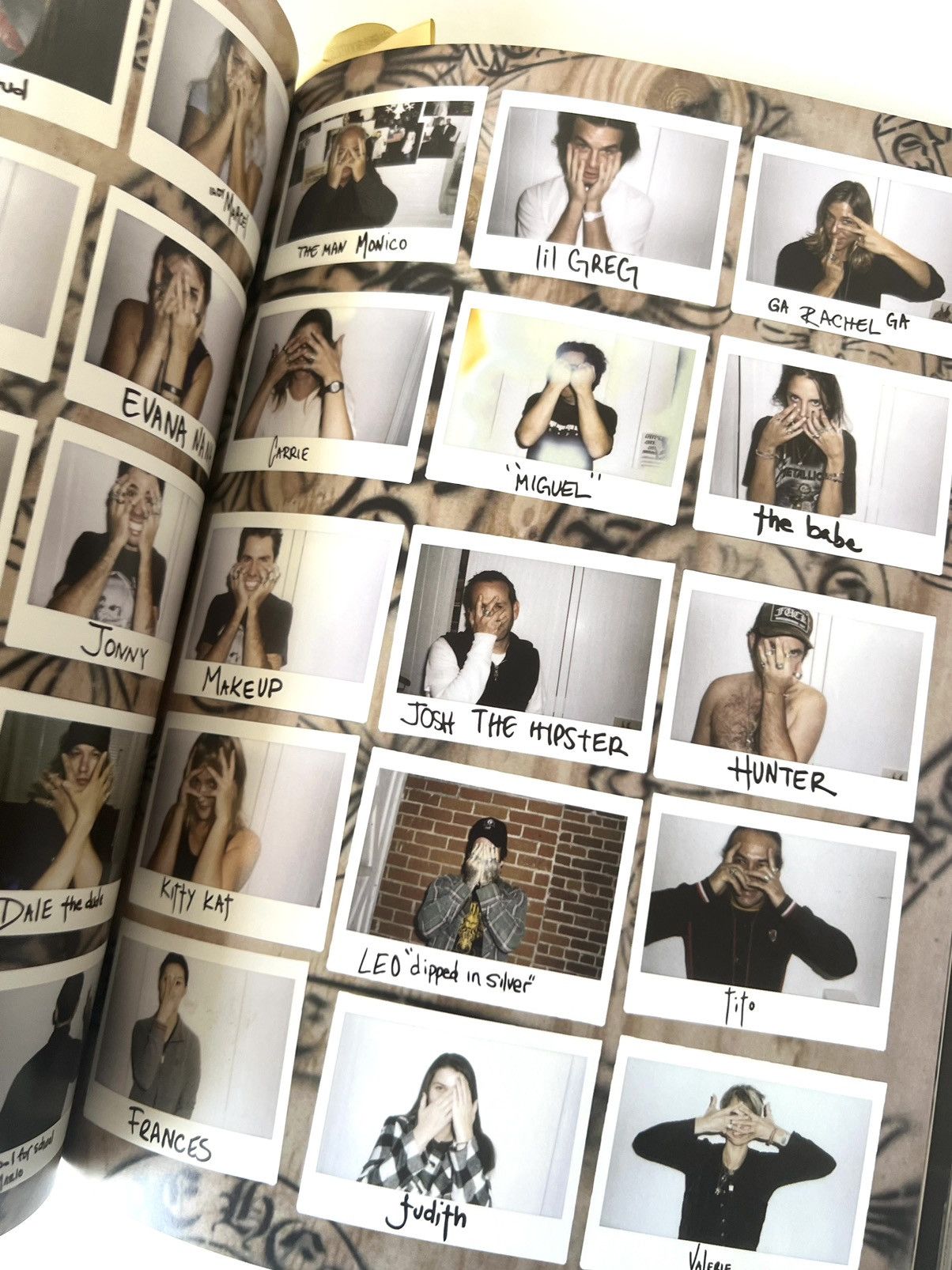 Chrome Hearts Chrome Hearts Magazine + Poster Series 2 Vol. 3 Mook Book Size ONE SIZE - 17 Thumbnail