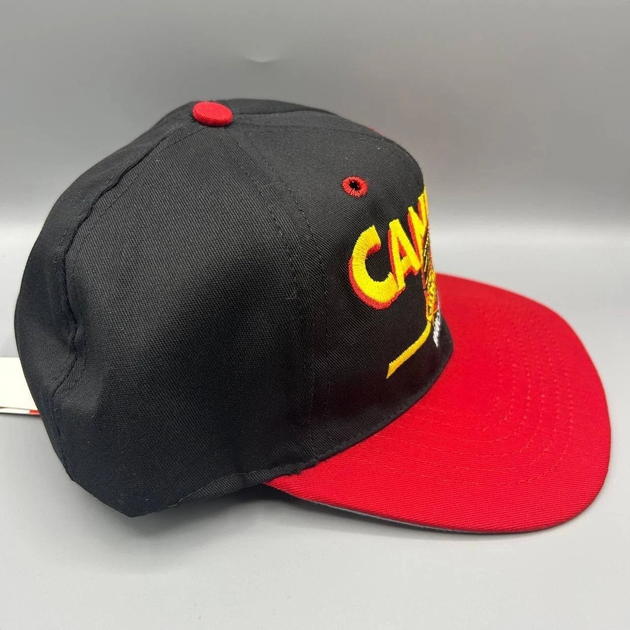 Twins Enterprise Inc. Vintage Vancouver Canucks NHL Hat Men Snap Back Cap New Size ONE SIZE - 5 Thumbnail