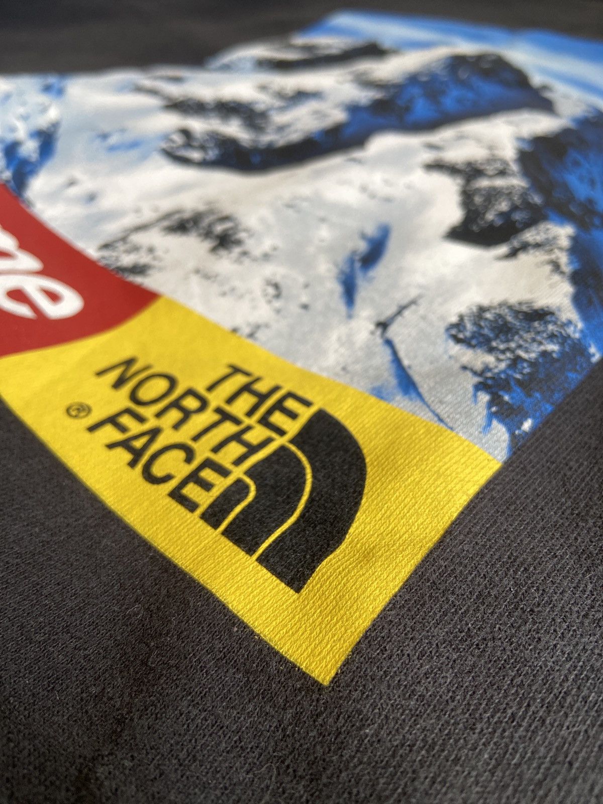 Supreme × The North Face Supreme x The North Face Mountain Crewneck (F/W2017) Size US M / EU 48-50 / 2 - 4 Thumbnail