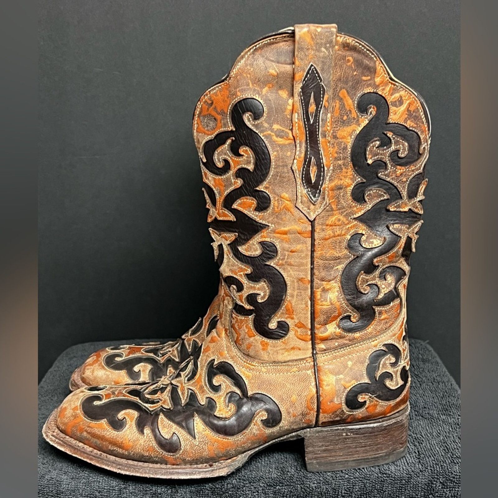 Cowboy Equipment Tanner Mark Jaw Dropper Hand Tooled Leather Boots Womens 8.5 Size US 8.5 / IT 38.5 - 1 Thumbnail