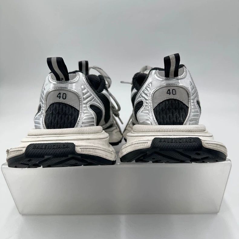 Balenciaga Balenciaga Black and White Low Top Sneakers-2506 Size US 10 / EU 43 - 3 Thumbnail