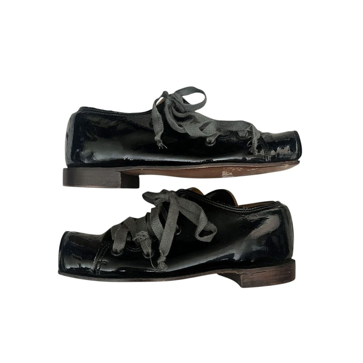 Japanese Brand The old curiosity shop hog toes | Grailed