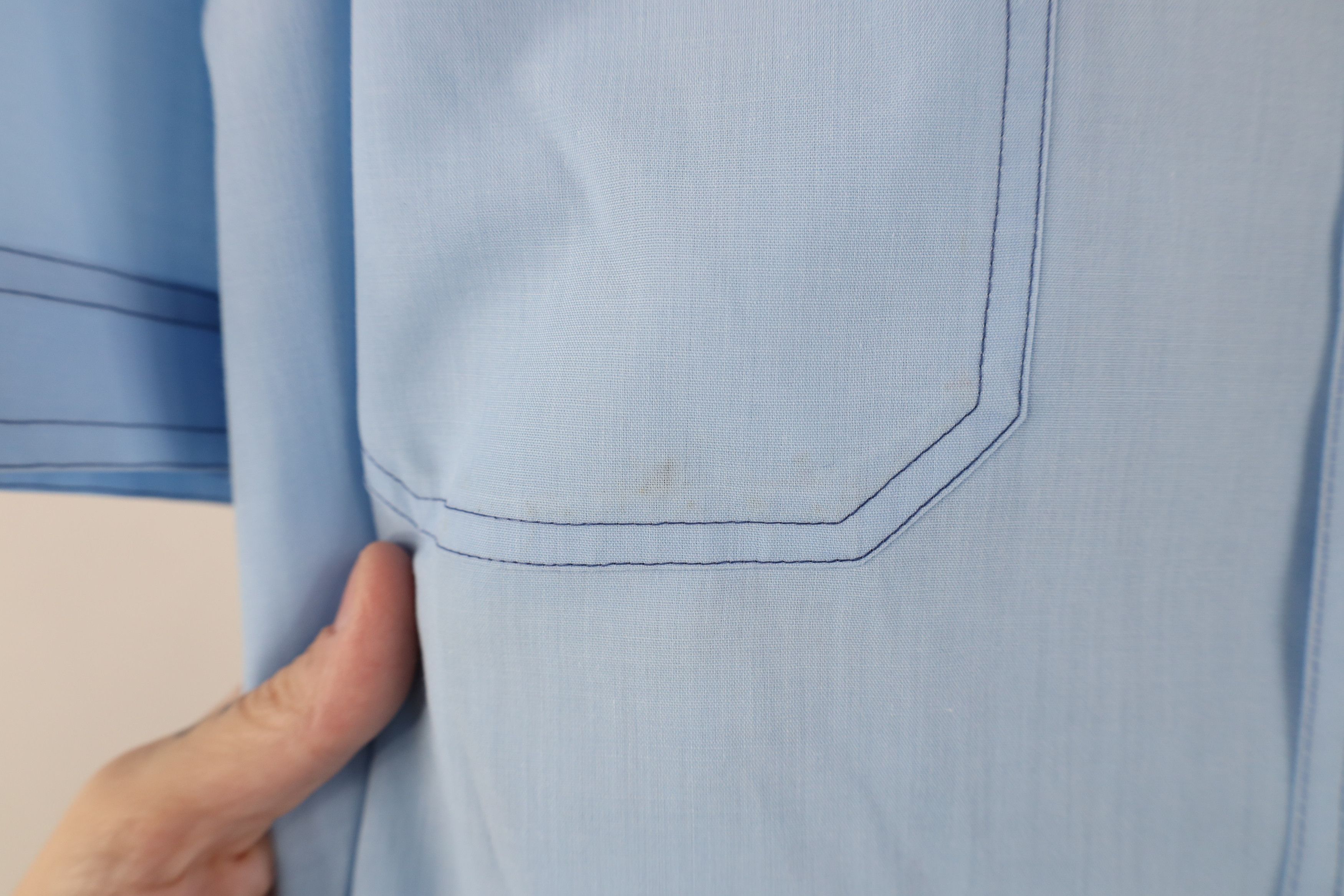 Vintage Vintage 70s Streetwear Short Sleeve Dagger Button Shirt Size US L / EU 52-54 / 3 - 4 Thumbnail