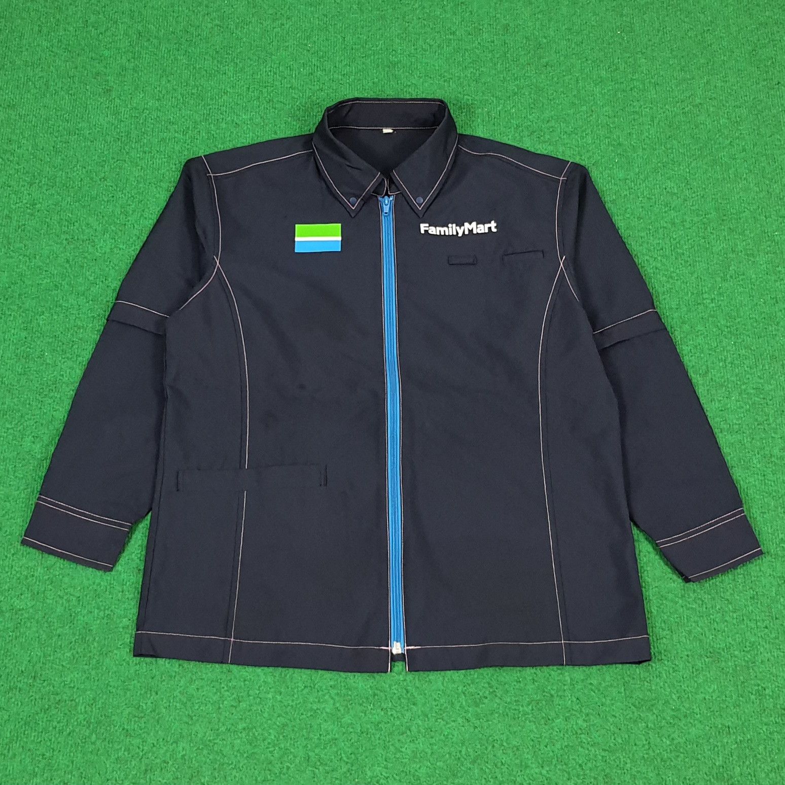 Japanese Brand Vintage Family Mart Japan Store Staff Jacket Uniform Size US M / EU 48-50 / 2 - 1 Thumbnail