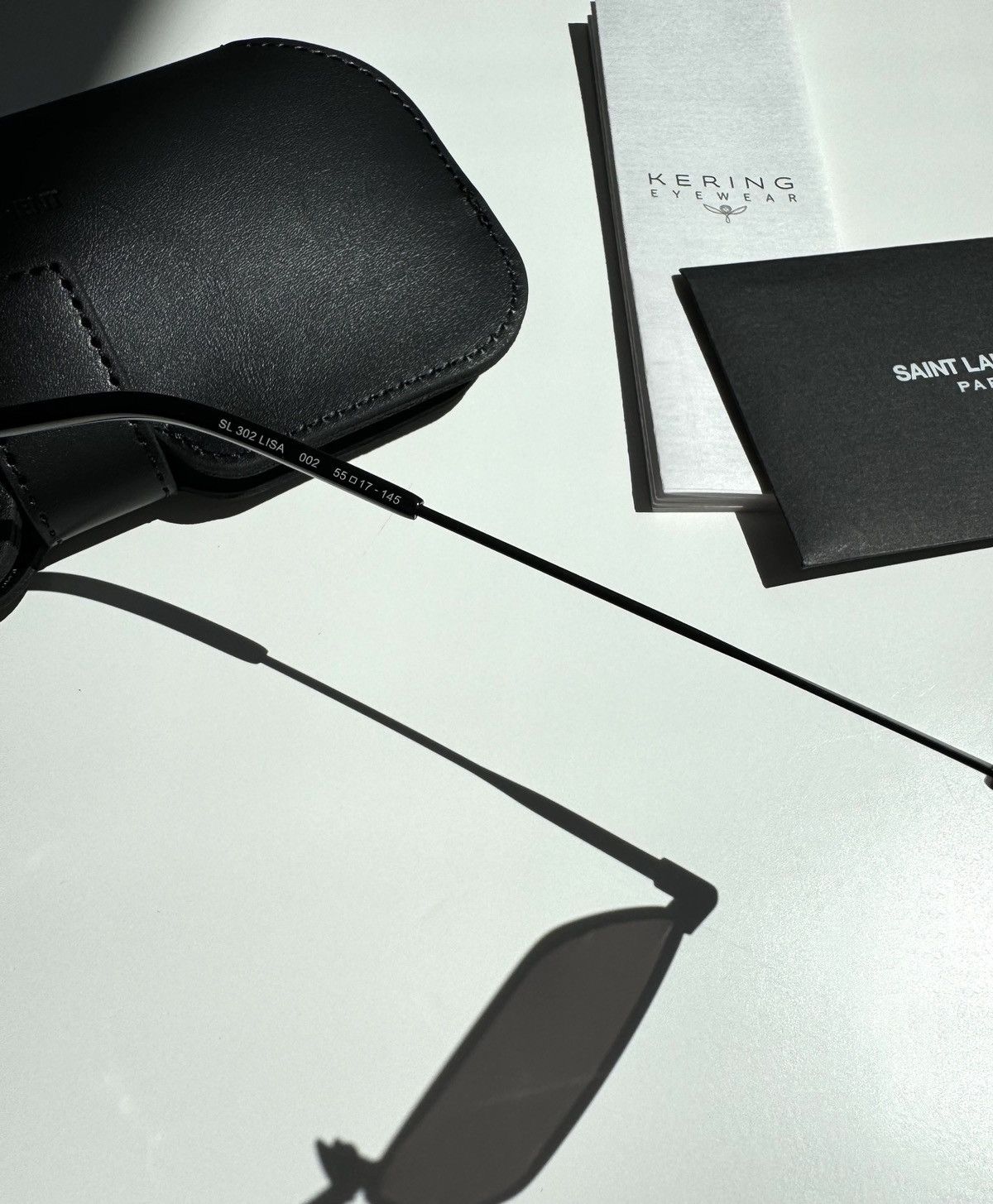 Yves Saint Laurent New Sunglasses SAINT LAURENT SL 302 Lisa 002 Size ONE SIZE - 9 Thumbnail
