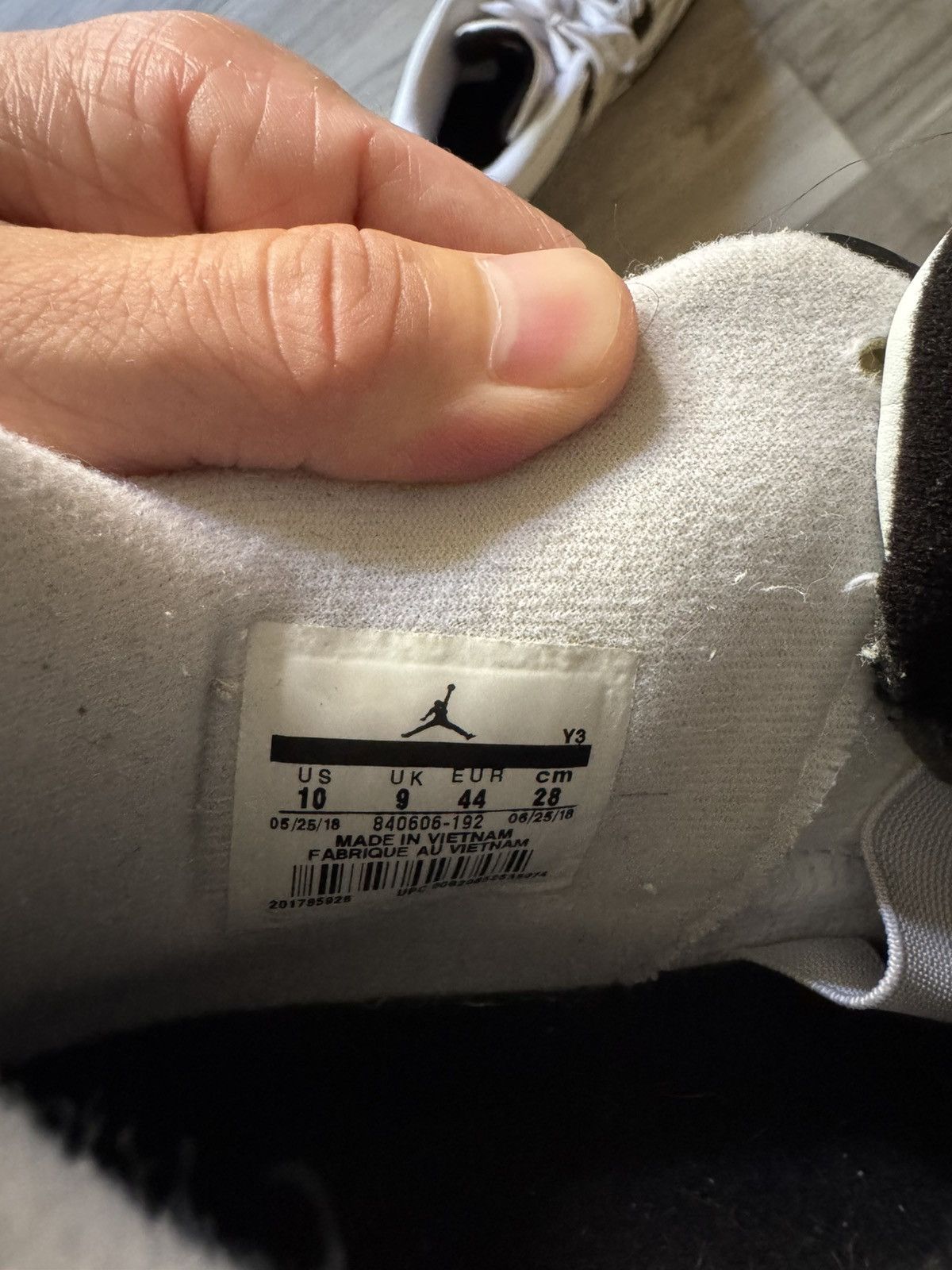 Jordan Brand White cement Jordan 4 Size US 10 / EU 43 - 7 Thumbnail