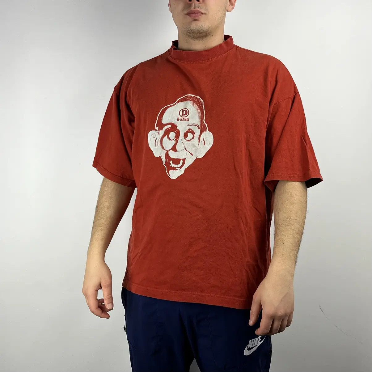 Band Tees Vintage D range Tshirt band tee size XLarge Size US XL / EU 56 / 4 - 1 Thumbnail