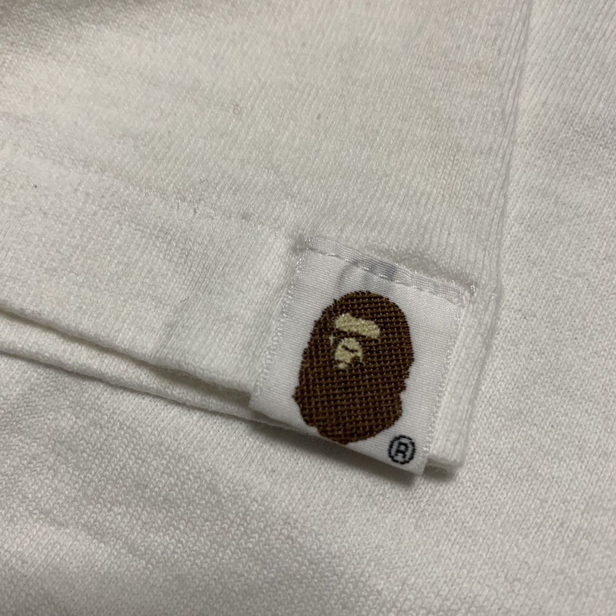 Bape Bape Small Graphic White Tee A Bathing Ape Vintage OG Size US S / EU 44-46 / 1 - 7 Thumbnail