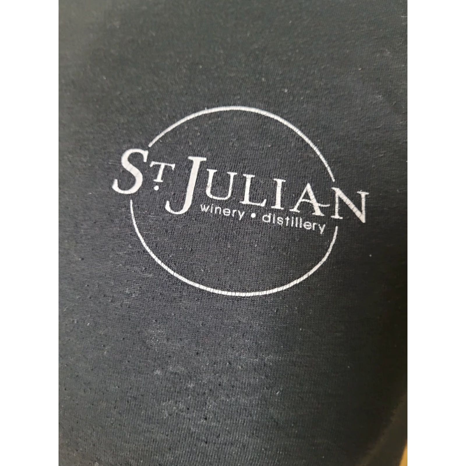 Delta St. Julian Winery T Shirt S Delta Black Cotton Blend Crew Neck Short Sleeve Mens Wine Club Michigan Paw Paw Dundee Size US S / EU 44-46 / 1 - 2 Thumbnail