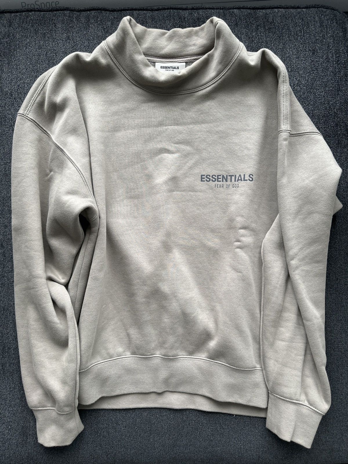 Essentials Fear of God Essentials Sweatshirt Beige – Size S Size US S / EU 44-46 / 1 - 1 Thumbnail