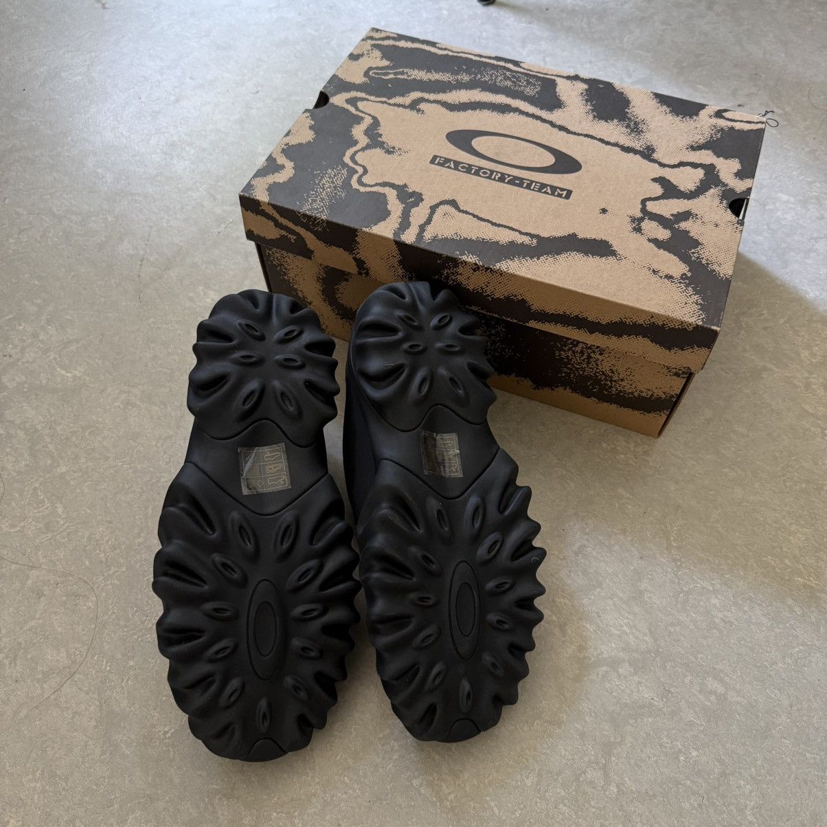 Junya Watanabe × Oakley NWT Oakley x Junya Watanabe Chop Saw Mules Size US 7 / EU 40 - 3 Thumbnail