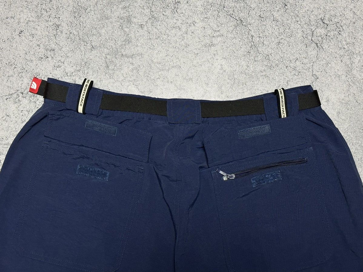 The North Face Vintage North Face Tracking Transformer Nylon Pants/Shorts Size US 34 / EU 50 - 7 Thumbnail