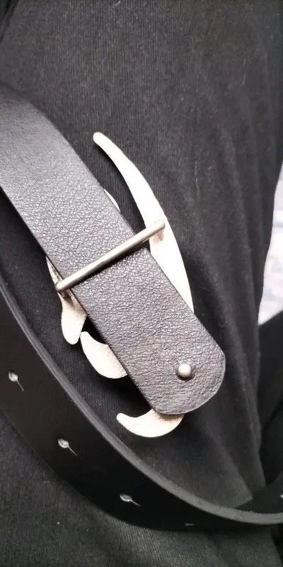 Other Punk Torn Star PU Leather Belt Size ONE SIZE - 7 Thumbnail