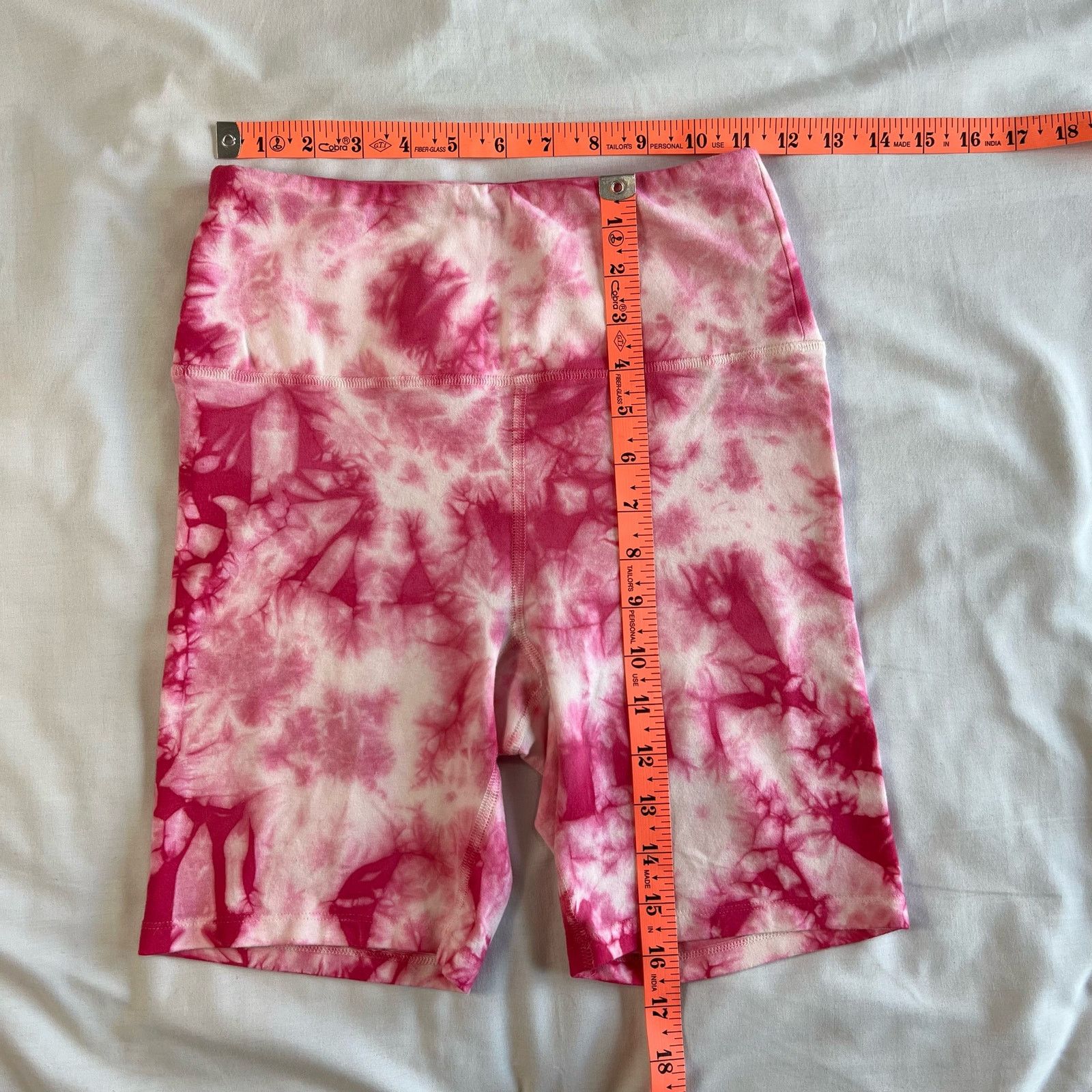 Champion Champion Women's Small Tie-Dye Pink Biker Shorts 7" Inseam Size 25" / US 0 / IT 36 - 5 Thumbnail