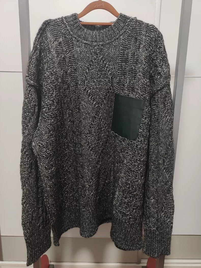Maison Margiela Maison Margiela Loose knitwear with autumn and winter pocke Size US S / EU 44-46 / 1 - 1 Thumbnail