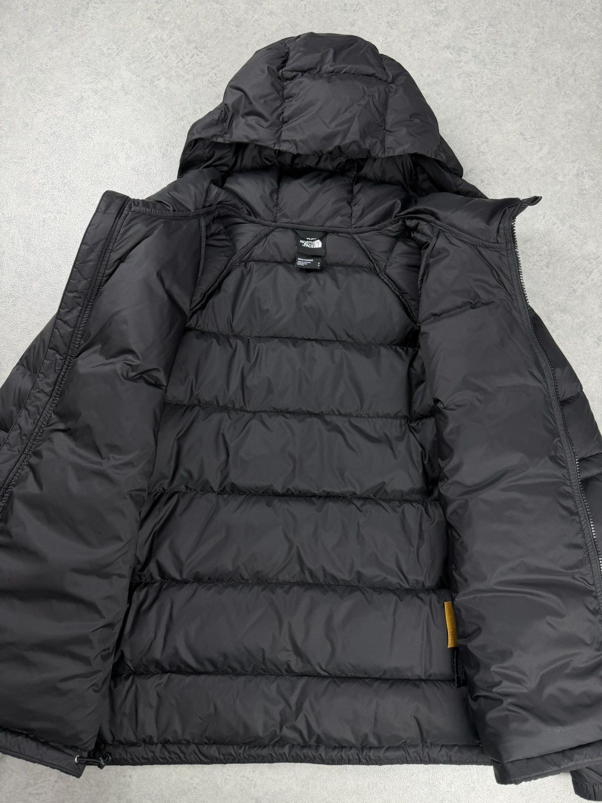 The North Face The North Face Hydrenalite Hooded Down Jacket Men’s Size S Size US S / EU 44-46 / 1 - 9 Thumbnail