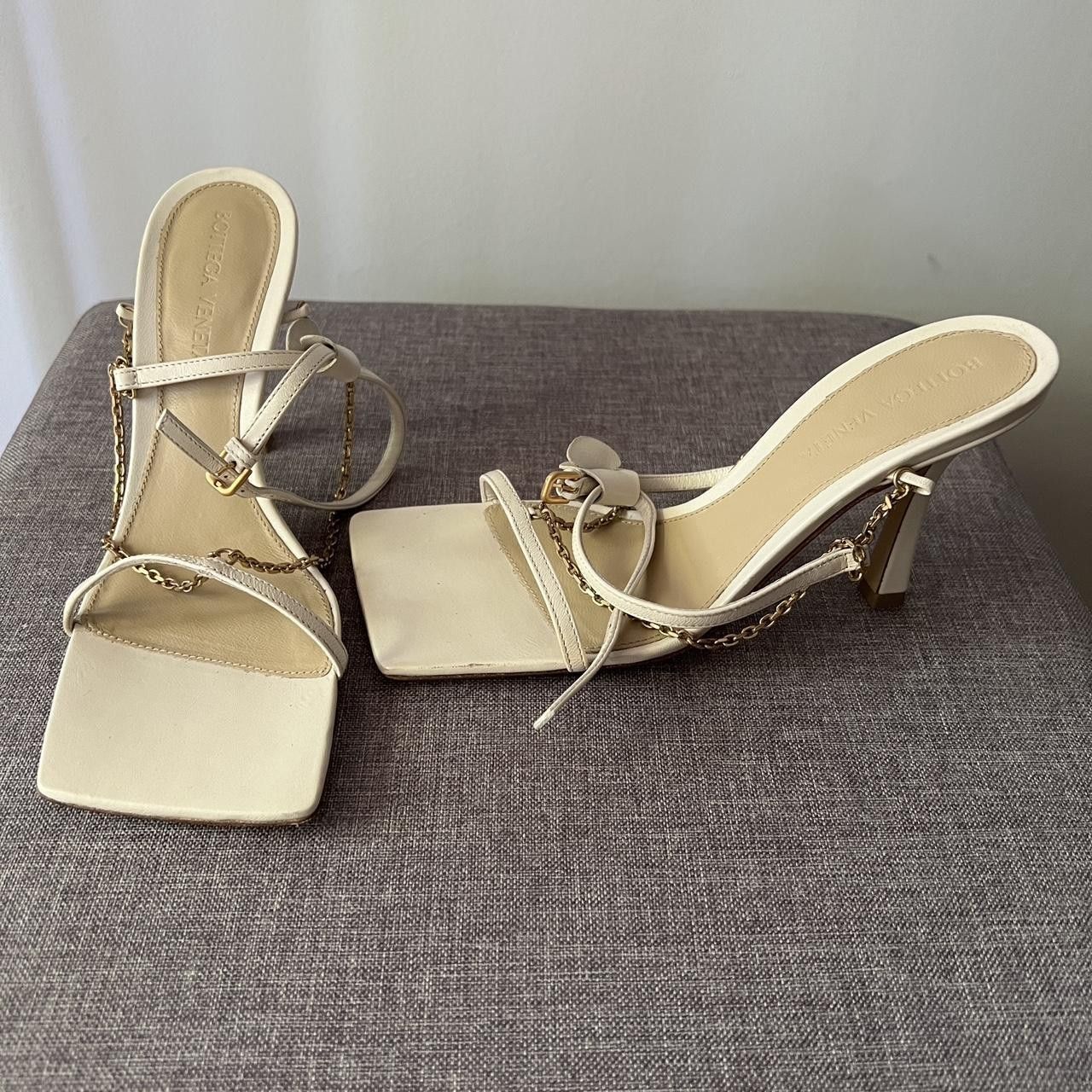 image of Bottega Veneta O1Loc1C0324 651385 Sandals In White, Women's (Size 7)