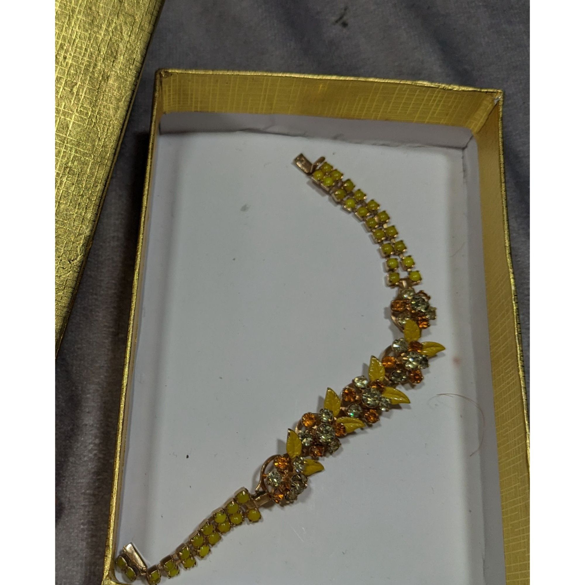 Other Vintage 50s Weiss NY Yellow Floral Rhinestone Bracelet Size ONE SIZE - 5 Thumbnail