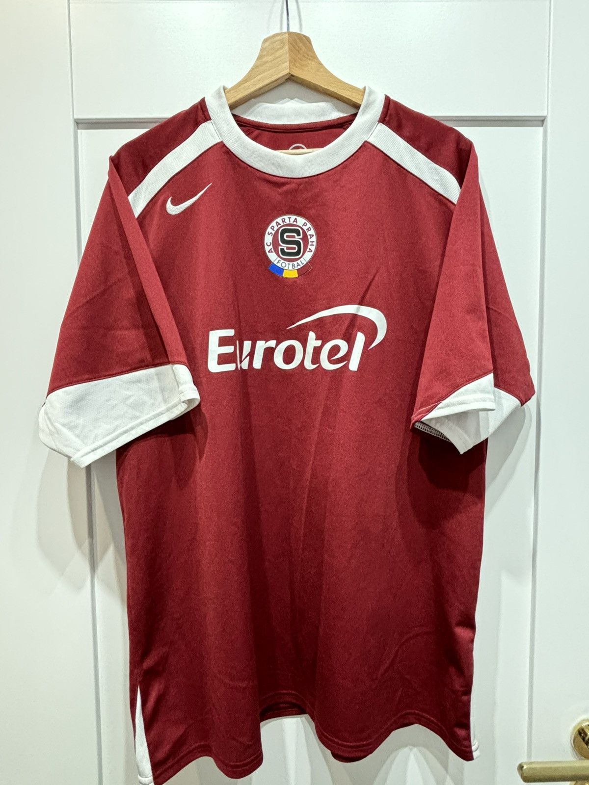 Nike Nike Sparta Praga 05/06 Home Kit rXL soccerjersey football Size US XL / EU 56 / 4 - 1 Thumbnail