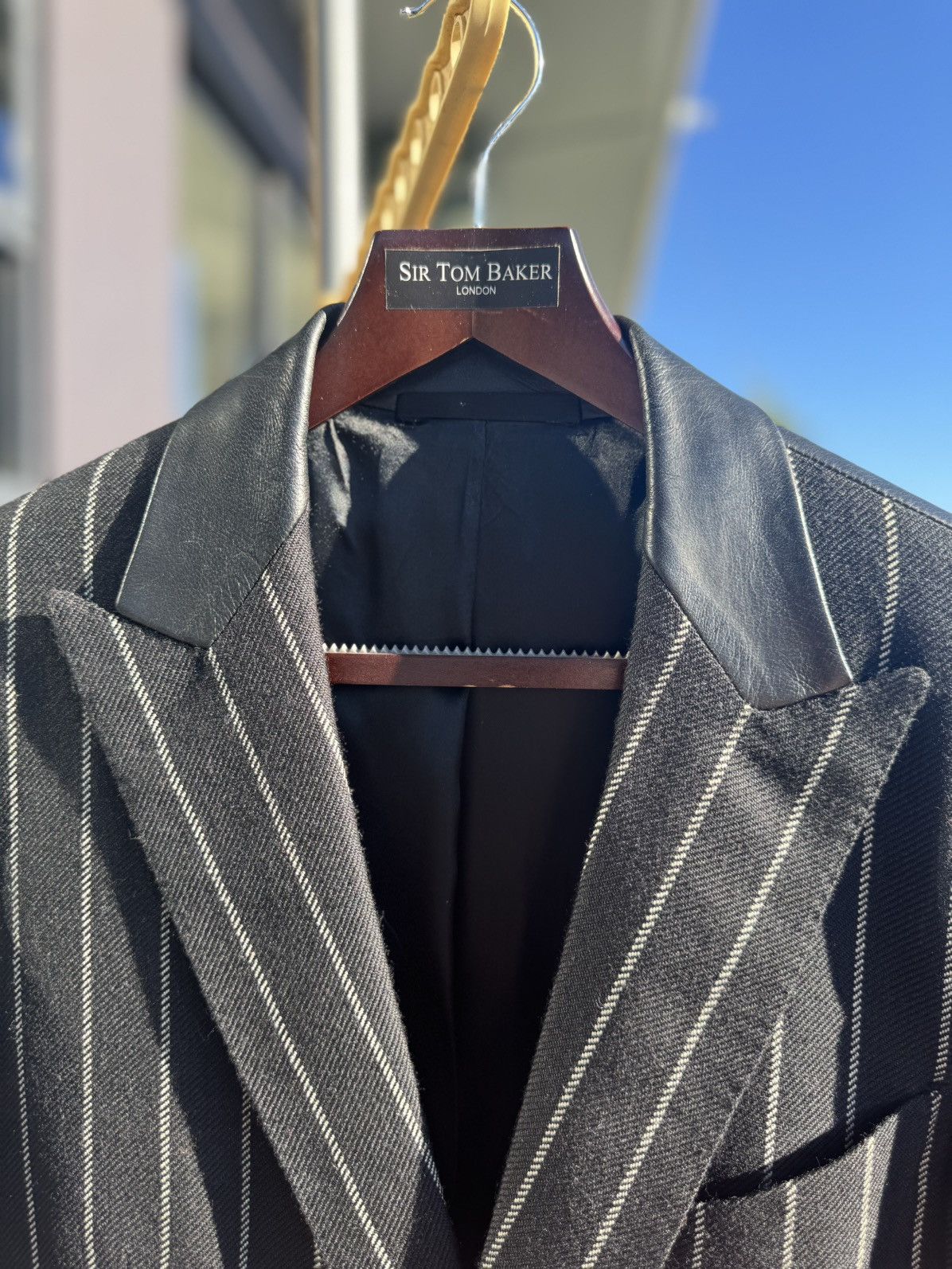 Sir Tom Baker Sir Tom Baker Black w/ Silver Pinstripe Jacket - Leather Size 38R - 1 Thumbnail