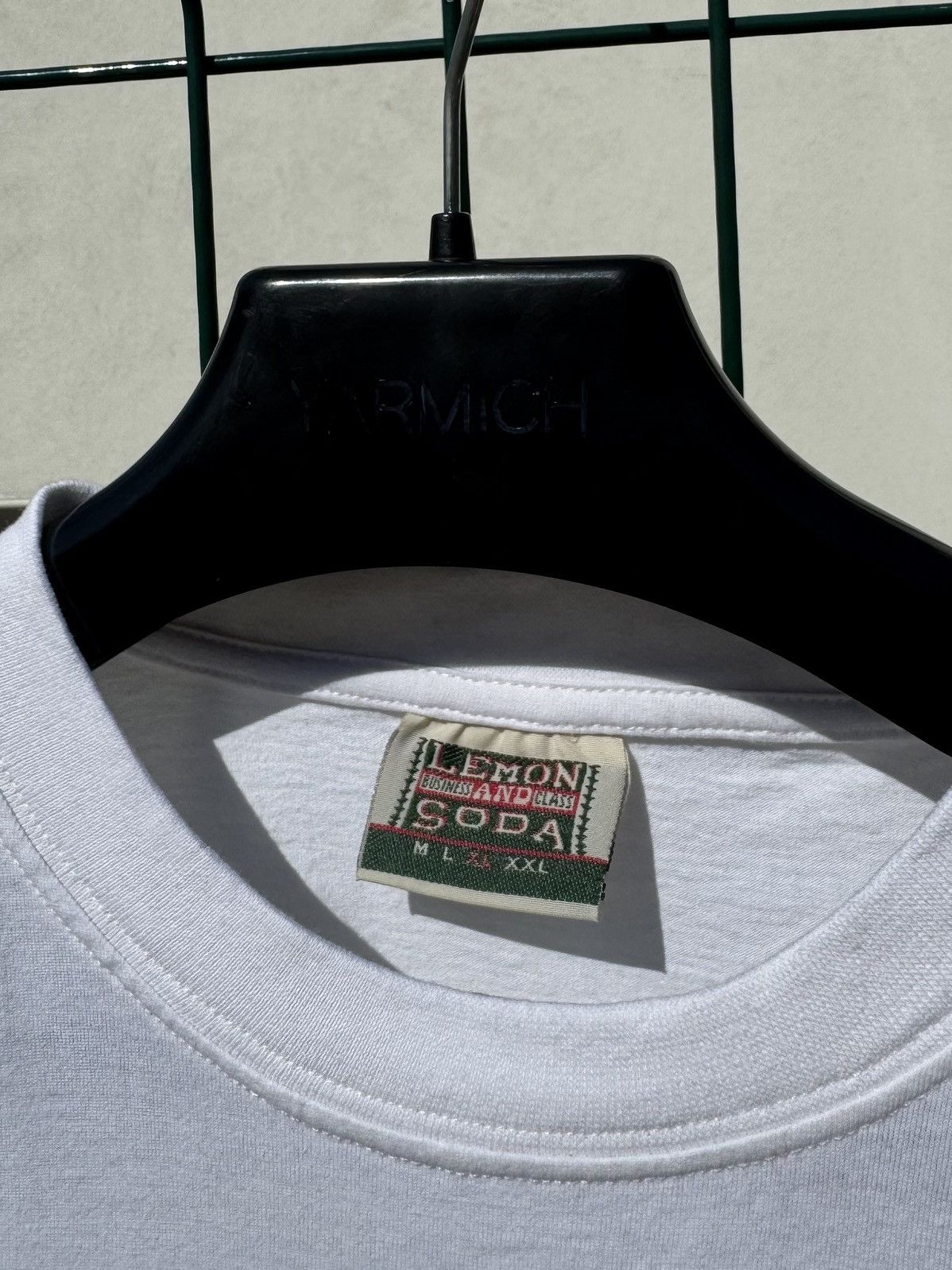 Vintage Vintage 1998 Apple Marathon Graphic Tee T Shirt Size US XL / EU 56 / 4 - 4 Thumbnail