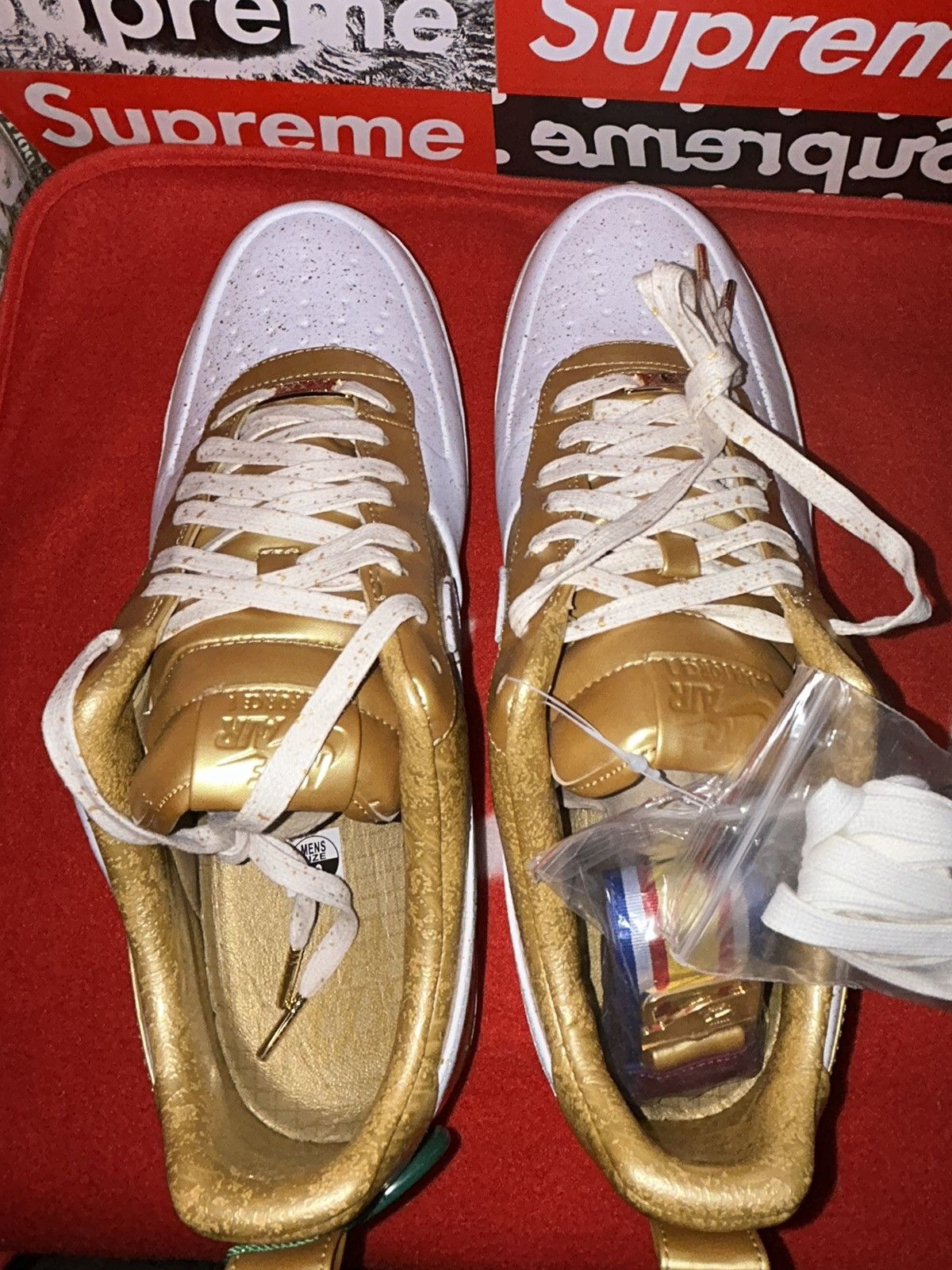 Nike Air Force Low 'Supreme Gold Medal' 516630-170 size 12
