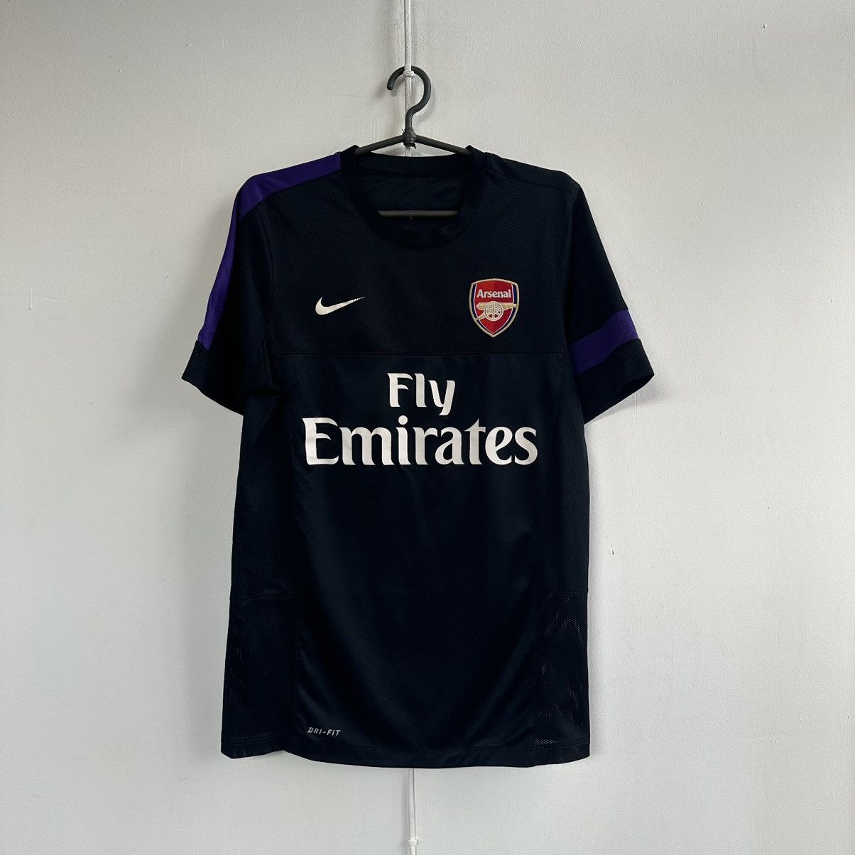 Nike Arsenal FC 2014/15 Away Jersey Size US M / EU 48-50 / 2 - 3 Thumbnail