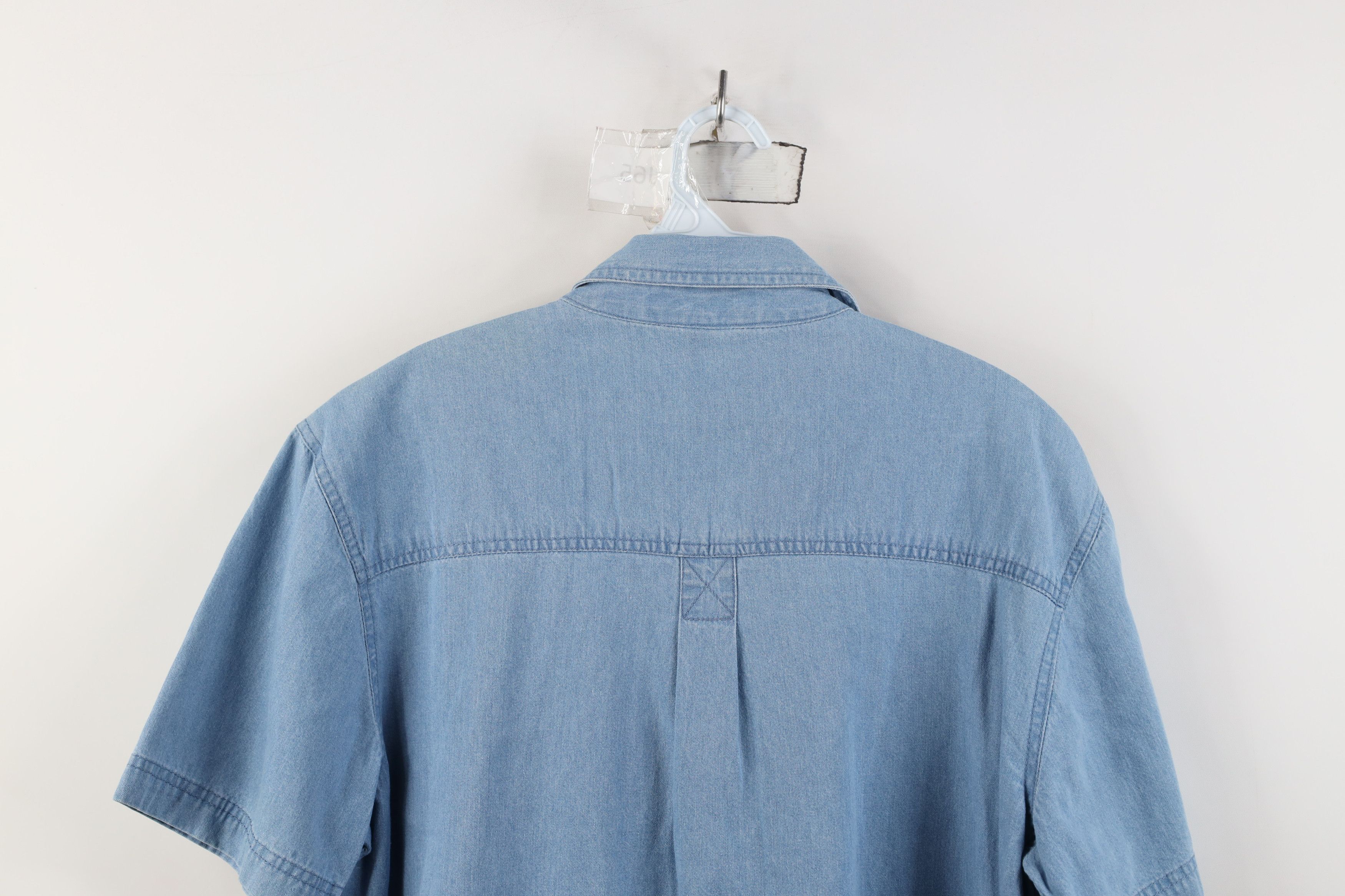 Vintage Vintage 90s Streetwear Short Sleeve Denim Button Shirt Size L / US 10 / IT 46 - 11 Thumbnail