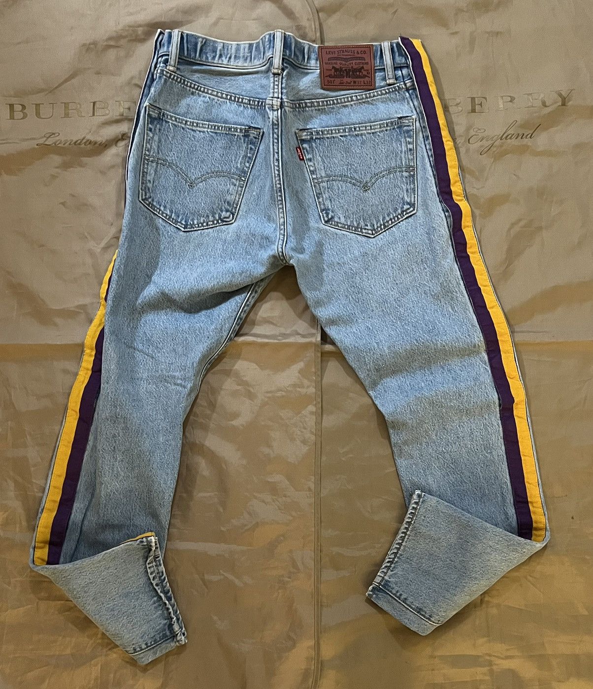 Just Don Just Don Lakers NBA Tearaway Jeans size 32 $900 Size US 32 / EU 48 - 2 Thumbnail