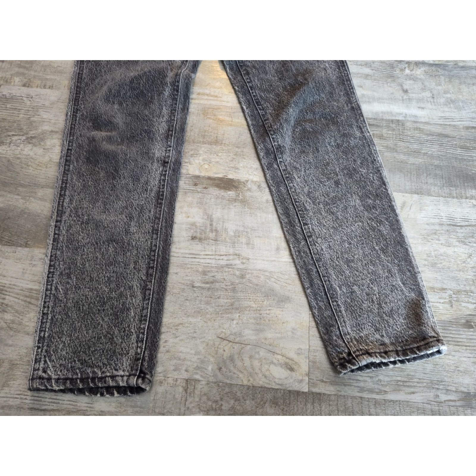 Lee VINTAGE Lee Riders M.R. Lee Rider Jeans Womens 28x30 High Waist 80s Acid Wash Black 11 USA Mens? Size 32" / US 10 / IT 46 - 3 Thumbnail