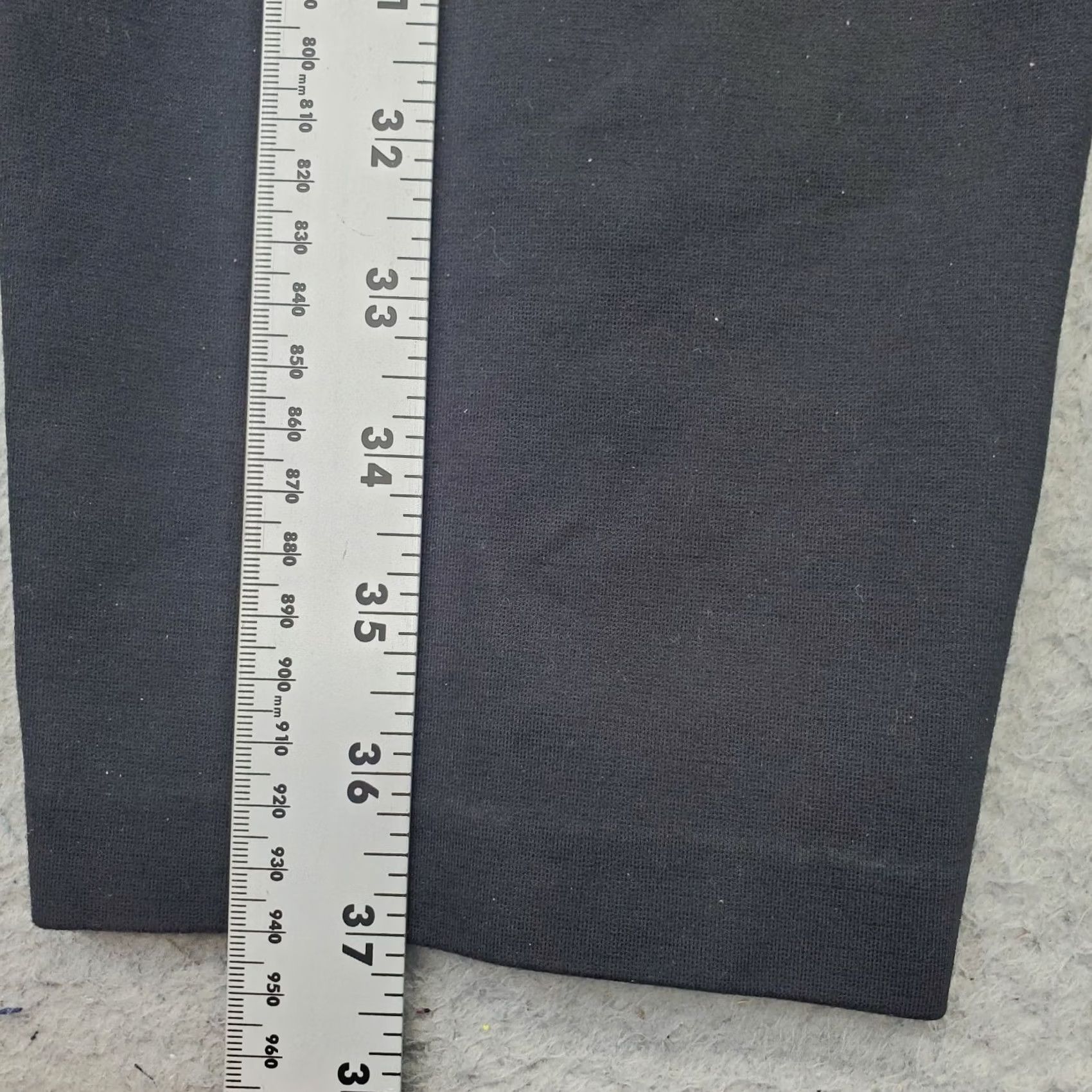 Vince Camuto Vince Camuto Leggings Womens 2X Black Classic Stretch Lightweight Elastic Waist Capri 2X Womens Black Leggings Vince Camuto Size 40" / US 18 - 4 Thumbnail