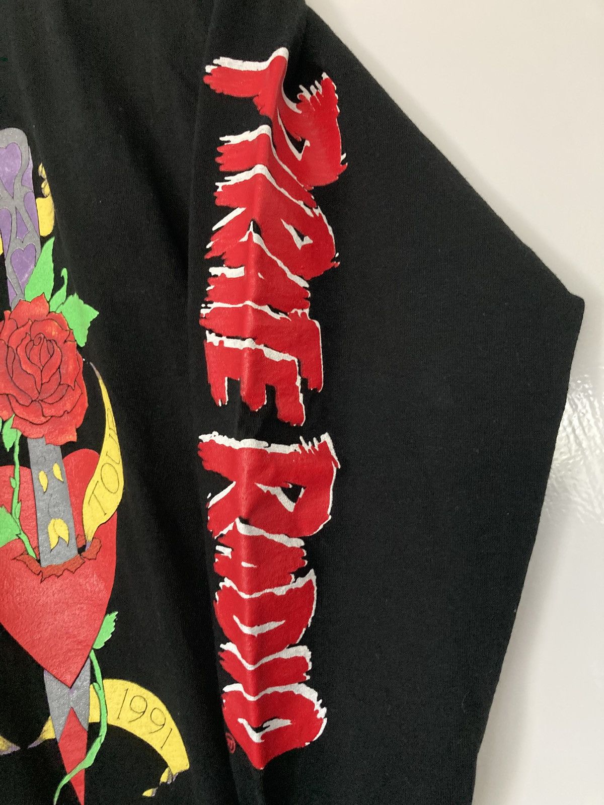 Fruit Of The Loom POISON FLESH & BLOOD PIRATE RADIO SHIRT WORLD TOUR 1990 1991 Size US L / EU 52-54 / 3 - 5 Thumbnail