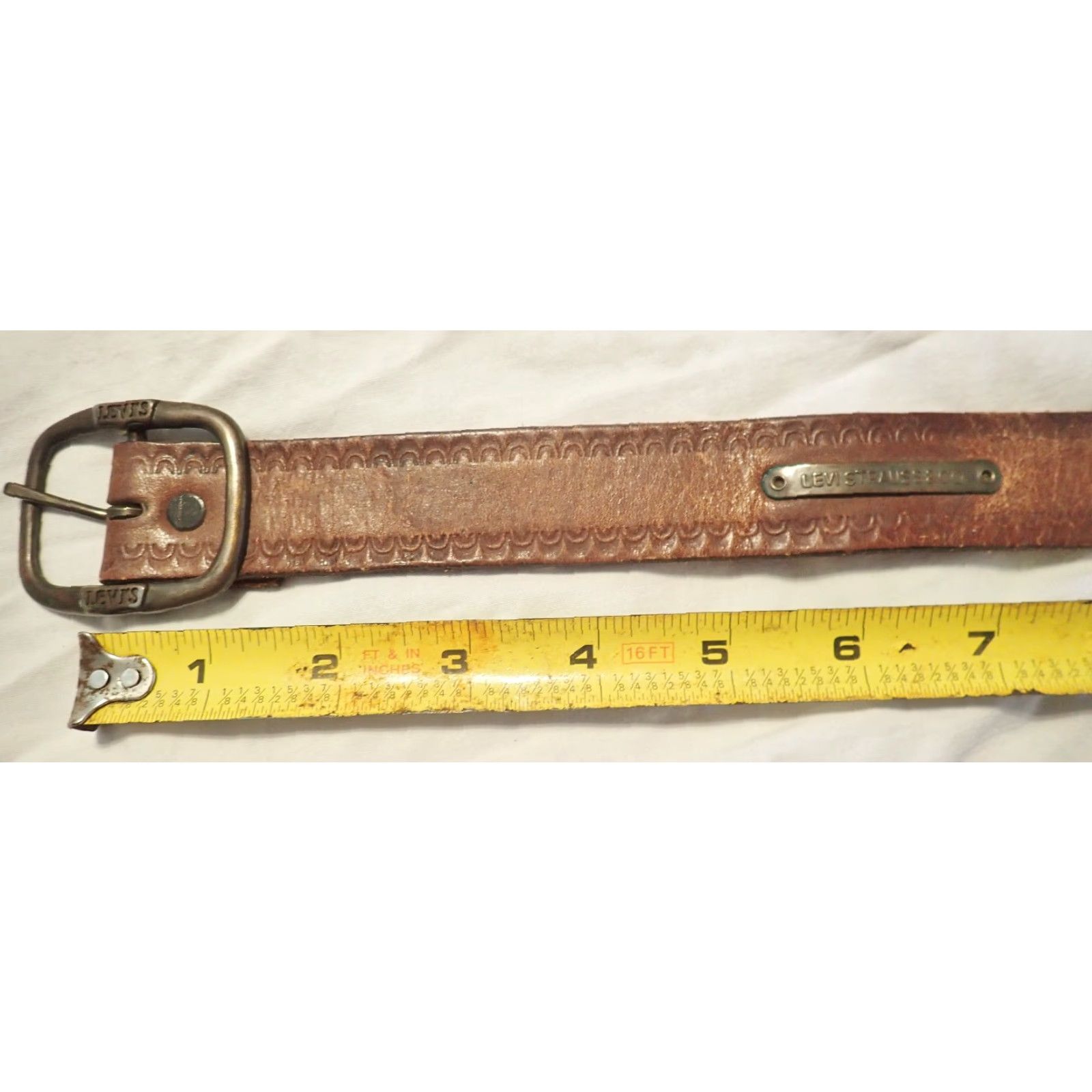 Levi's VINTAGE Levi's Leather Belt Unisex Adults Brown 24-27 Size Range 30" 1 1/8" Wide Cowhide Brass Buckle USA Size ONE SIZE - 5 Thumbnail