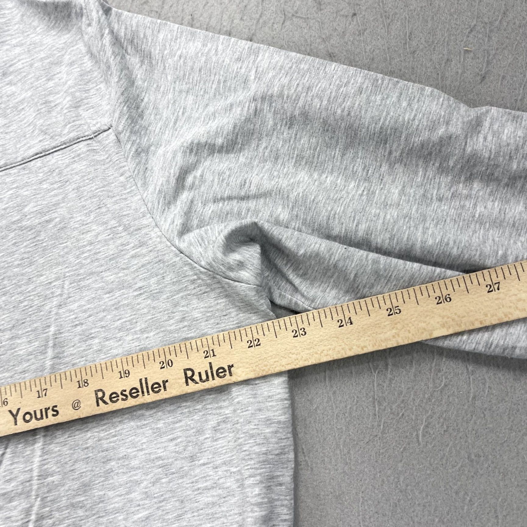 TravisMathew Travis Mathew Jacket Mens Large Gray Tequila Sunrise 1/4 Zip Golf Shirt Size US L / EU 52-54 / 3 - 7 Thumbnail
